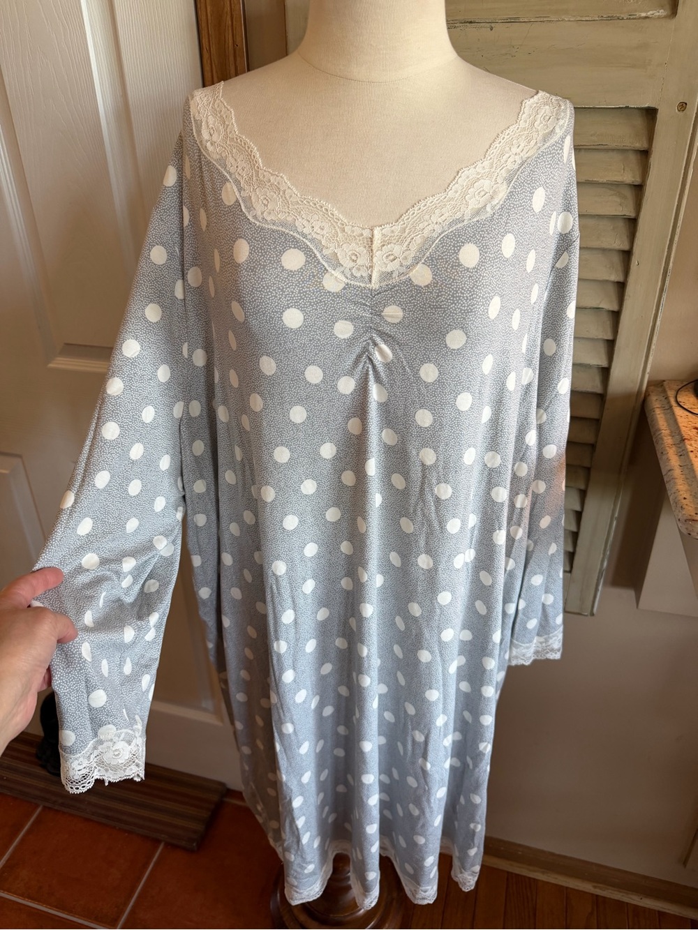 TALBOTS PLUS Polka Dot Lace-Trim Nightgown in Light Gray